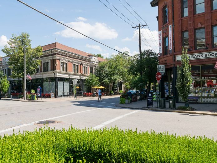 Left Bank Books in the Central West End